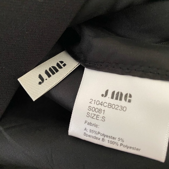 J. Ing Black Pleated Shorts (S) - Picture 5 of 6